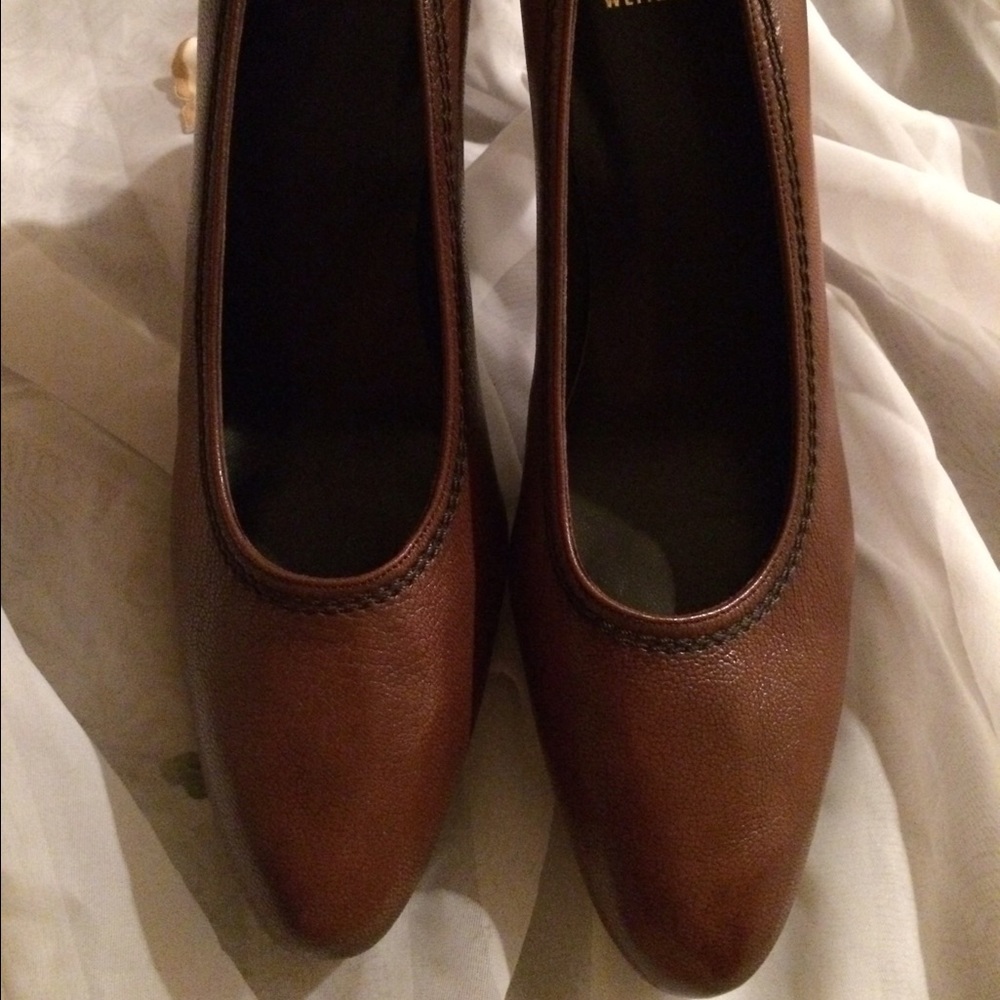 Stuart Weitzman leather pumps